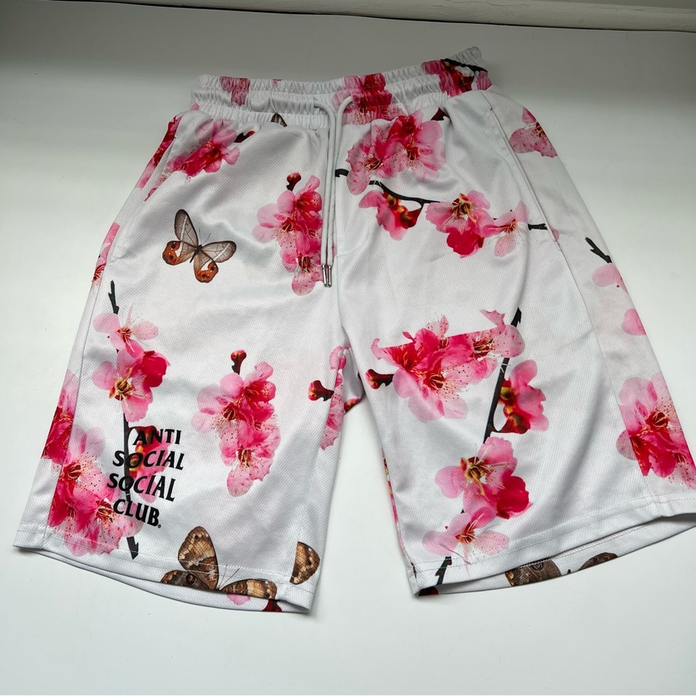 Size small Anti Social Social Club shorts